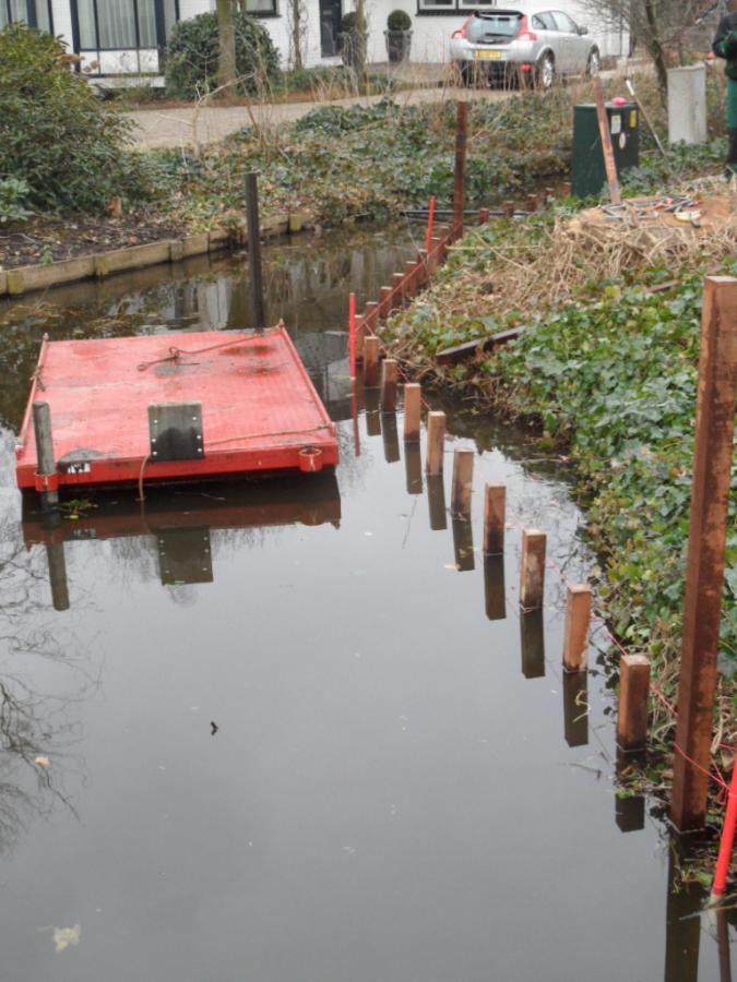 07 Tuinaanleg beschoeiing plaatsen Reeuwijk