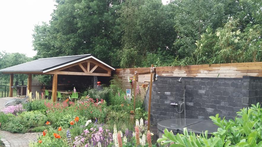 02 Tuinaanleg Engelse cottagetuin Vlijmen 2
