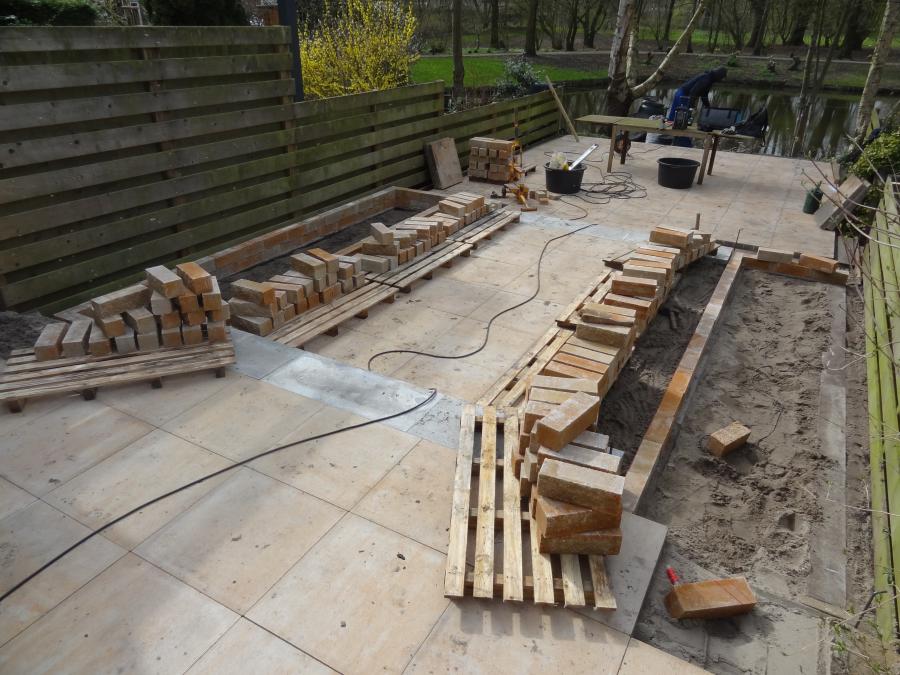04 Stenen bloembak aanleggen